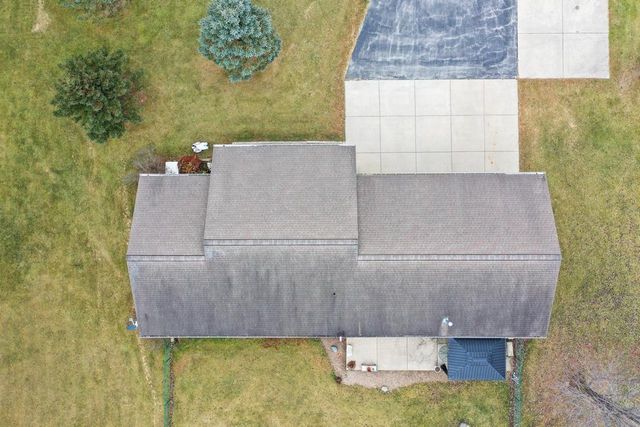 8144 SOUTH CHASE ROAD, Pulaski, WI 54162