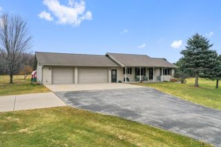 8144 SOUTH CHASE ROAD, Pulaski, WI 54162