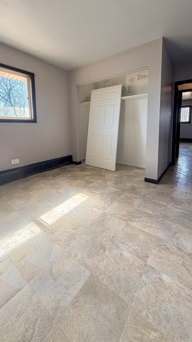 14547 Keystone Avenue 12, Midlothian, IL 60445