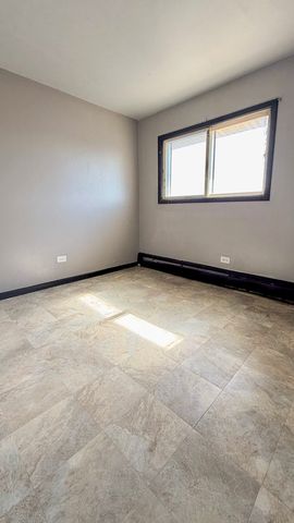 14547 Keystone Avenue 12, Midlothian, IL 60445