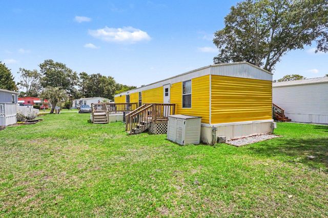5 Crooked Island Circle, Murrells Inlet, SC 29576