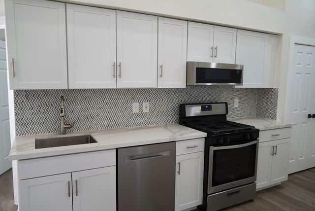 1010 Glen Valley Drive, Humble, TX 77338