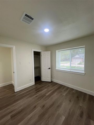 1010 Glen Valley Drive, Humble, TX 77338