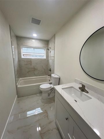 1010 Glen Valley Drive, Humble, TX 77338