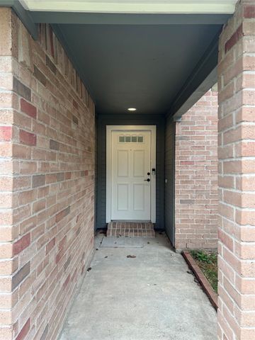 1010 Glen Valley Drive, Humble, TX 77338