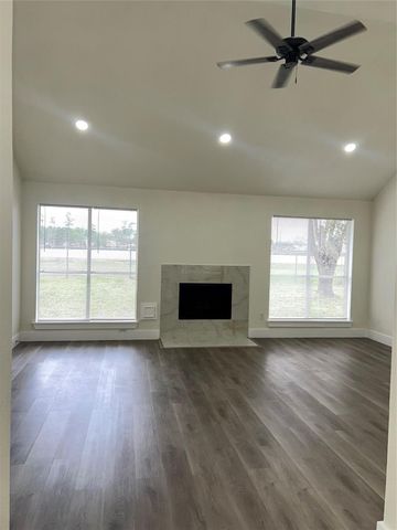 1010 Glen Valley Drive, Humble, TX 77338