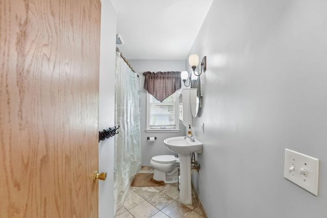 5012 Russell Avenue N, Minneapolis, MN 55430