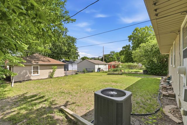 5012 Russell Avenue N, Minneapolis, MN 55430