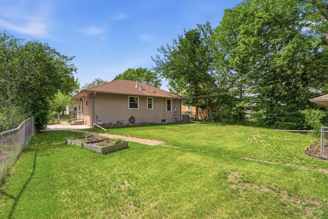 5012 Russell Avenue N, Minneapolis, MN 55430