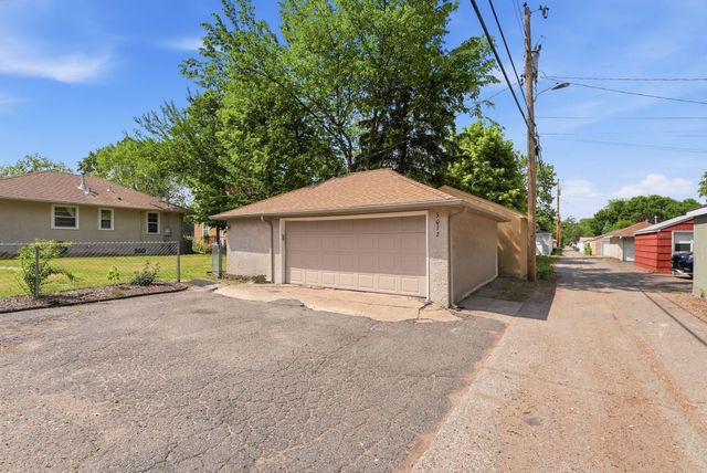 5012 Russell Avenue N, Minneapolis, MN 55430
