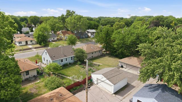 5012 Russell Avenue N, Minneapolis, MN 55430