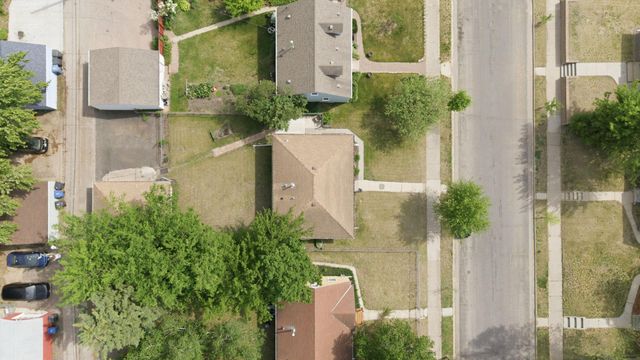 5012 Russell Avenue N, Minneapolis, MN 55430