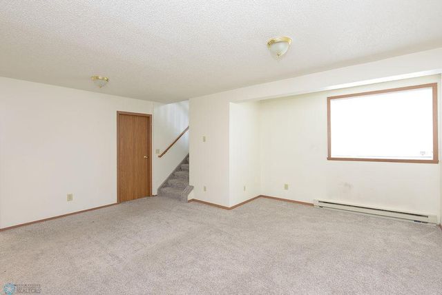 3442 32nd Street S, Fargo, ND 58104