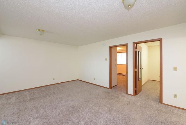 3442 32nd Street S, Fargo, ND 58104