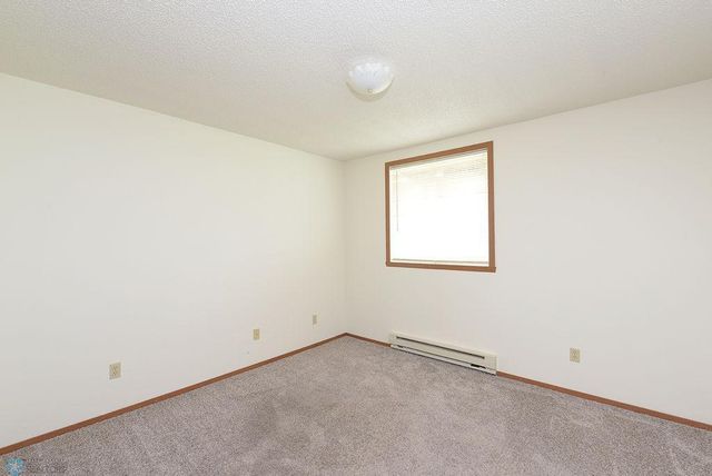 3442 32nd Street S, Fargo, ND 58104