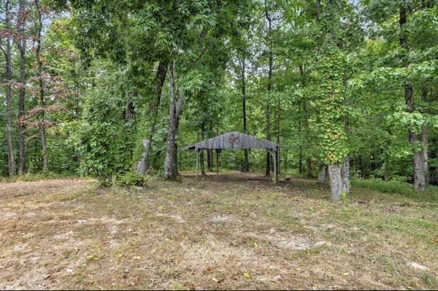 10498 Missionary Ridge Rd, Bon Aqua, TN 37025