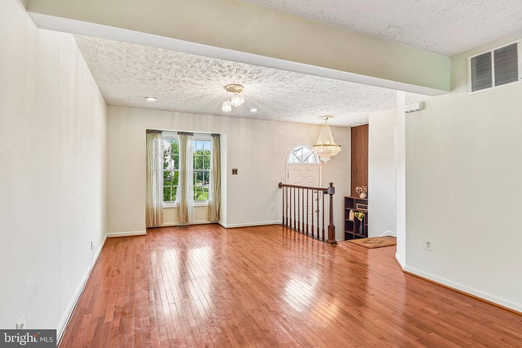 Image 16 of property listing at 1603 WINDING BROOK WAY, Baltimore, MD 21244
