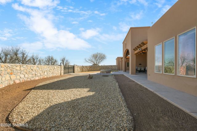 275 Sandy Beach Road, Las Cruces, NM 88005