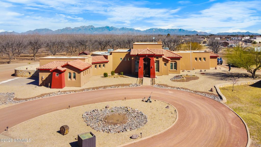 275 Sandy Beach Road, Las Cruces, NM 88005