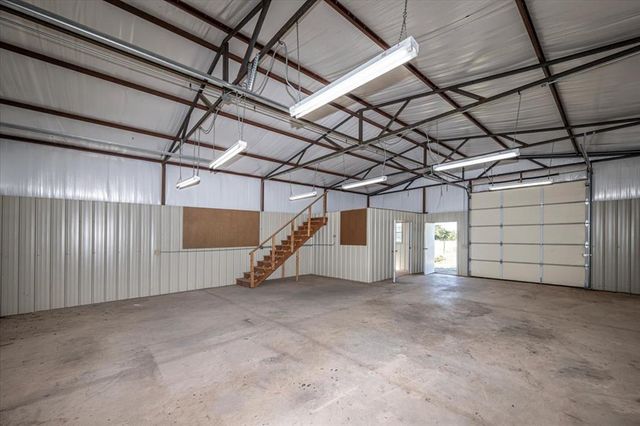 4701 E Prairie Grove Road, Guthrie, OK 73044