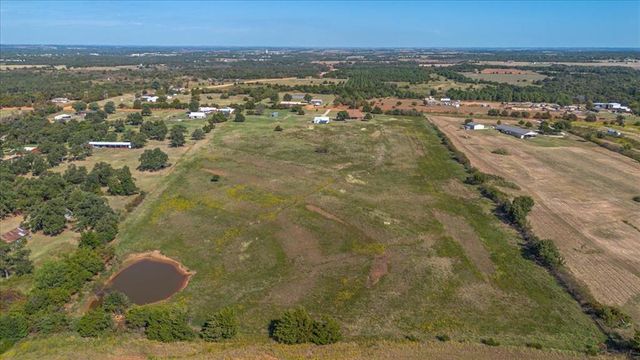 4701 E Prairie Grove Road, Guthrie, OK 73044