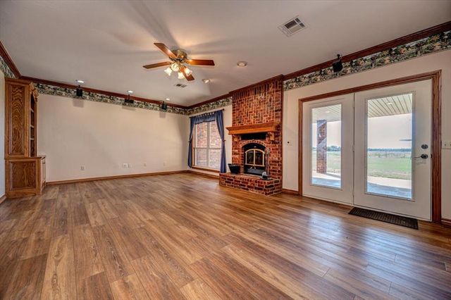 4701 E Prairie Grove Road, Guthrie, OK 73044