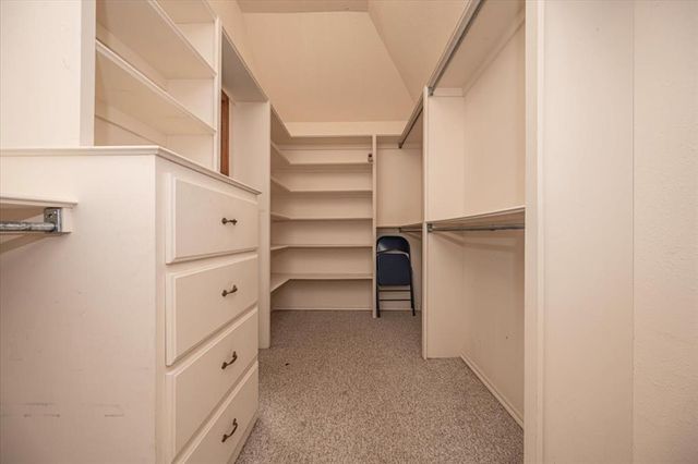 4701 E Prairie Grove Road, Guthrie, OK 73044