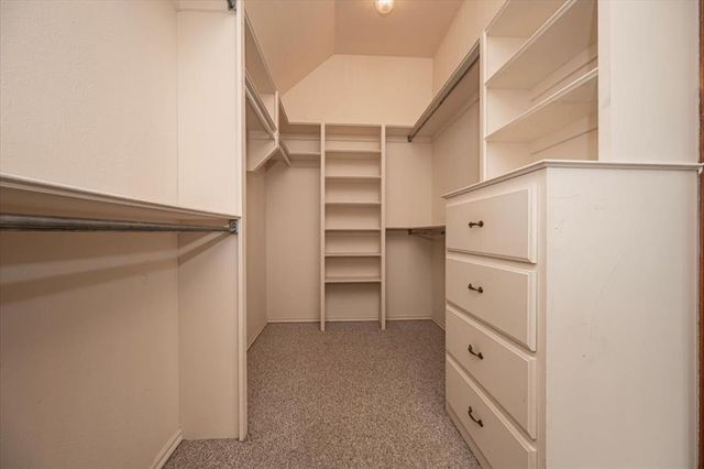 4701 E Prairie Grove Road, Guthrie, OK 73044