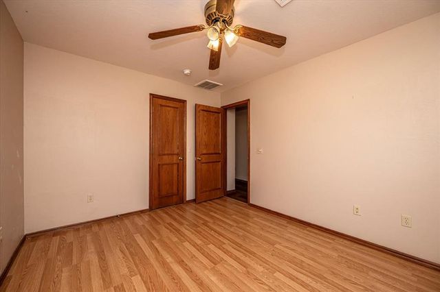 4701 E Prairie Grove Road, Guthrie, OK 73044