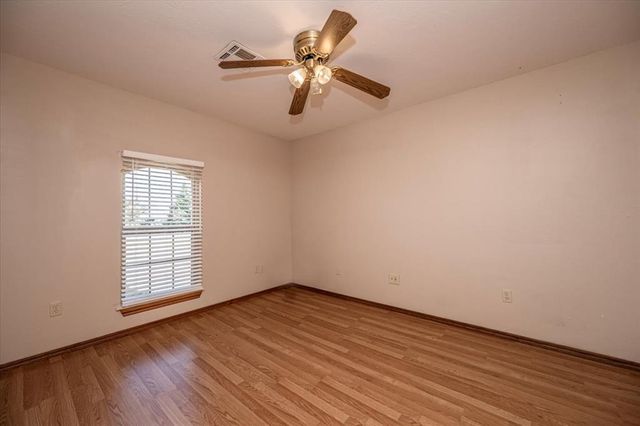 4701 E Prairie Grove Road, Guthrie, OK 73044