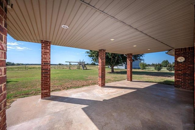4701 E Prairie Grove Road, Guthrie, OK 73044