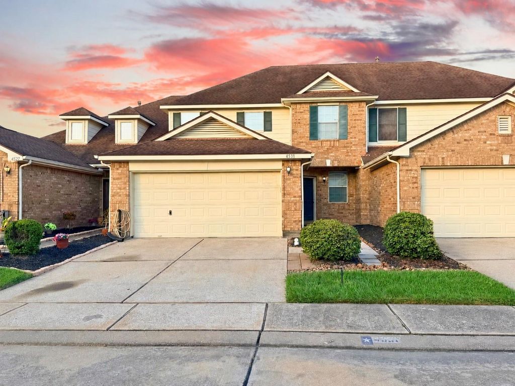 4531 Park Trail Lane, Pasadena, TX 77505