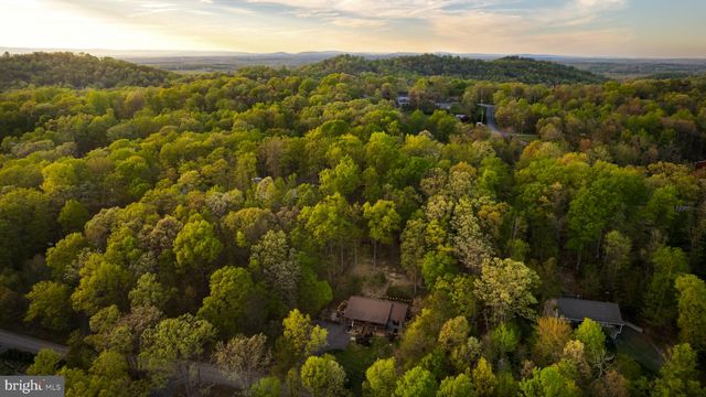 489 VAUGHT DR, Front Royal, VA 22630