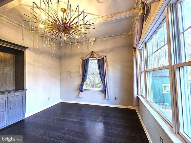 7740 LEESBURG PIKE, Falls Church, VA 22043