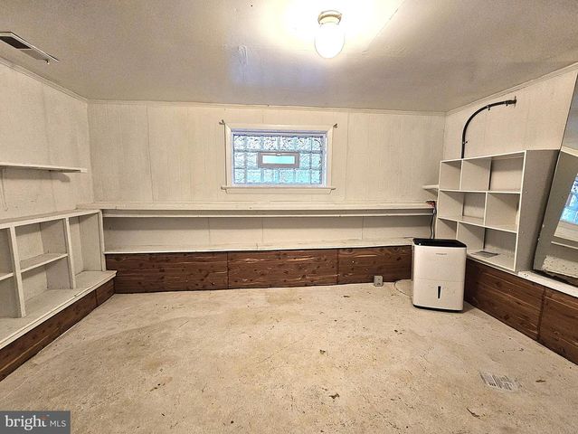 7740 LEESBURG PIKE, Falls Church, VA 22043