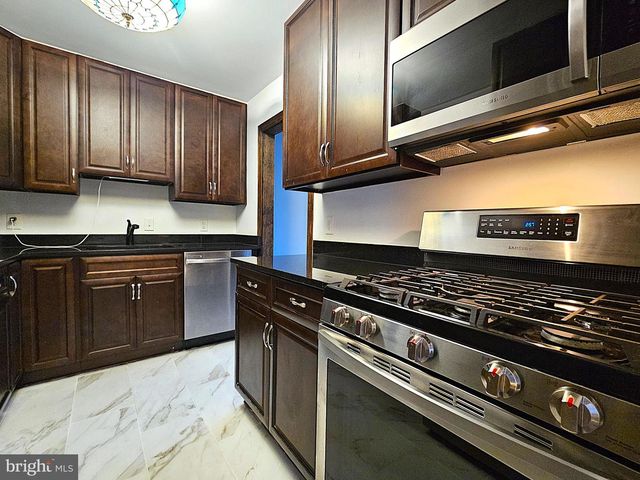 7740 LEESBURG PIKE, Falls Church, VA 22043