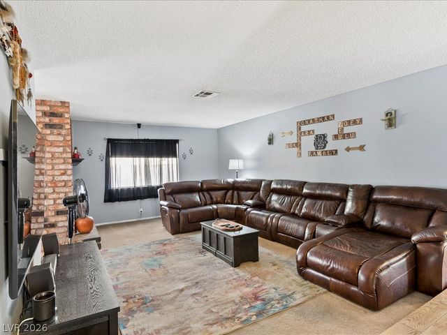 6171 Forest Park Drive, Las Vegas, NV 89156