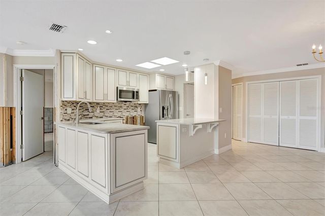 3893 CATALINA DRIVE, Bradenton, FL 34210