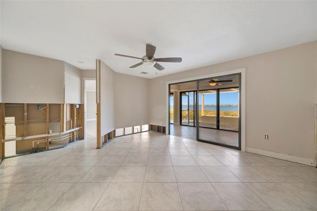 3893 CATALINA DRIVE, Bradenton, FL 34210