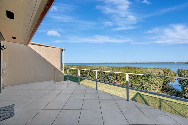 3893 CATALINA DRIVE, Bradenton, FL 34210