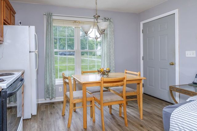 9 Misty Lane, Hooksett, NH 03106