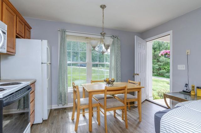 9 Misty Lane, Hooksett, NH 03106