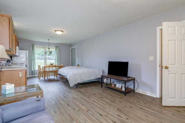 9 Misty Lane, Hooksett, NH 03106