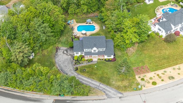9 Misty Lane, Hooksett, NH 03106