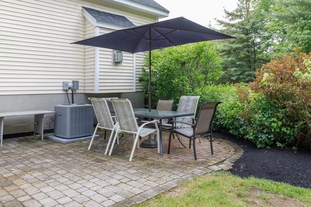 9 Misty Lane, Hooksett, NH 03106