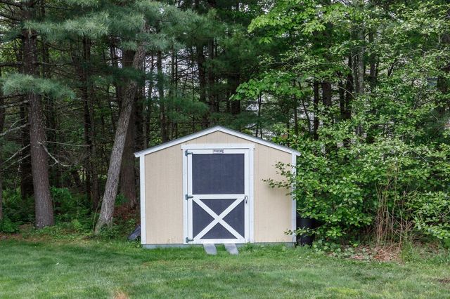 9 Misty Lane, Hooksett, NH 03106