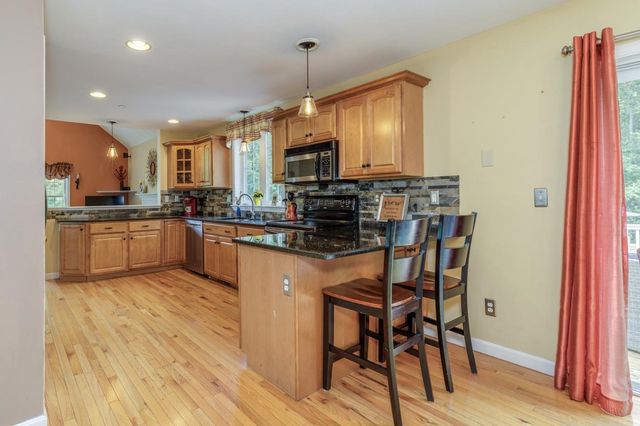 9 Misty Lane, Hooksett, NH 03106