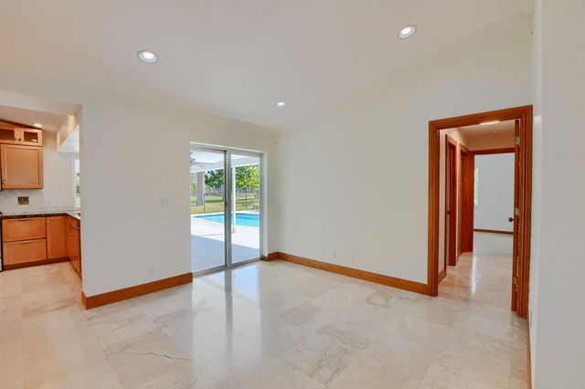 2334 Timbercreek Circle NW, Boca Raton, FL 33431