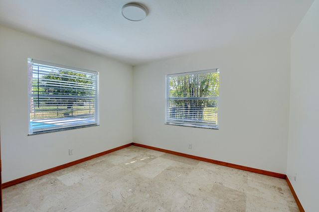 2334 Timbercreek Circle NW, Boca Raton, FL 33431