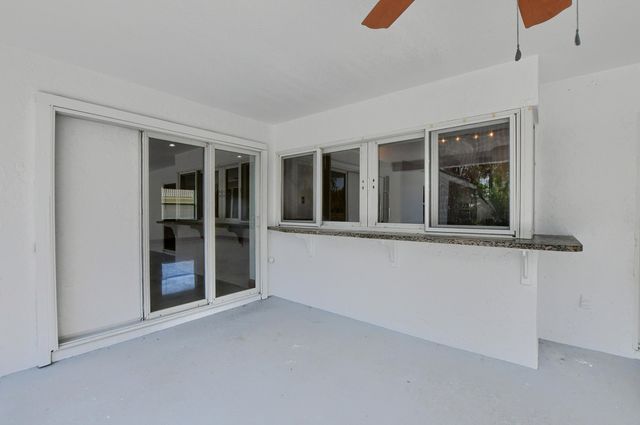 2334 Timbercreek Circle NW, Boca Raton, FL 33431